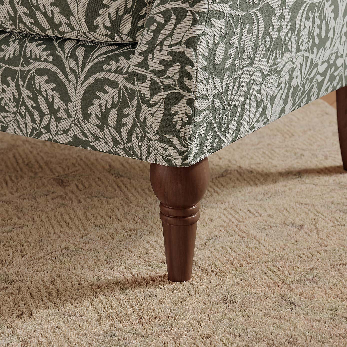 Carousel zoom image position 4 of 7