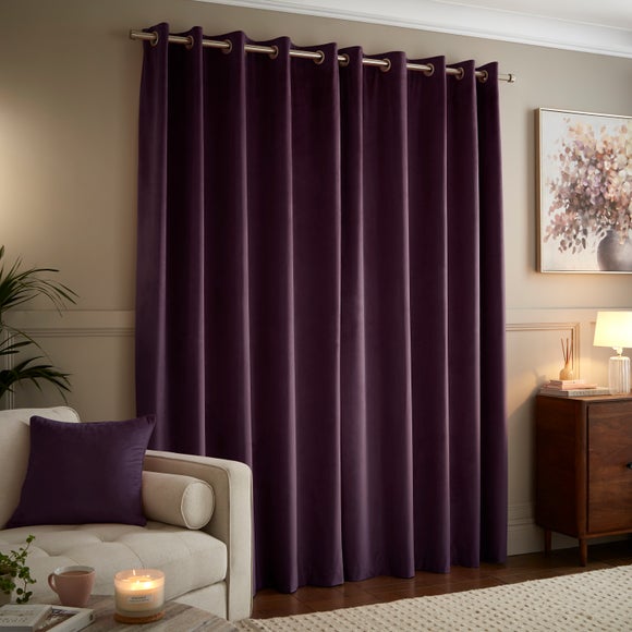 Carousel navigation image position 4 of 7