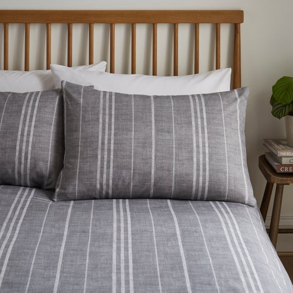 Carousel navigation image position 2 of 7