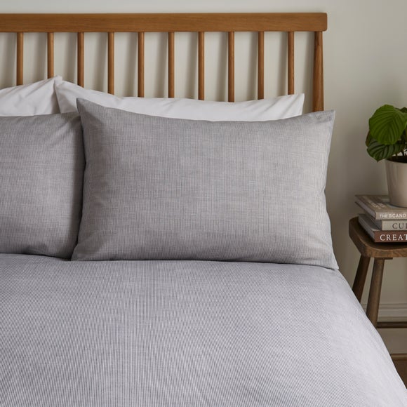 Carousel navigation image position 4 of 7