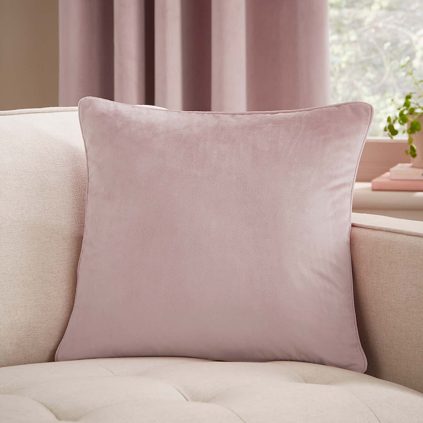 Carousel zoom image position 5 of 6