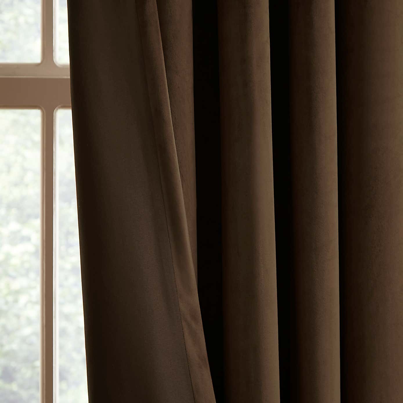 Carousel zoom image position 3 of 5