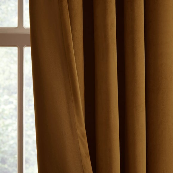 Carousel navigation image position 3 of 6