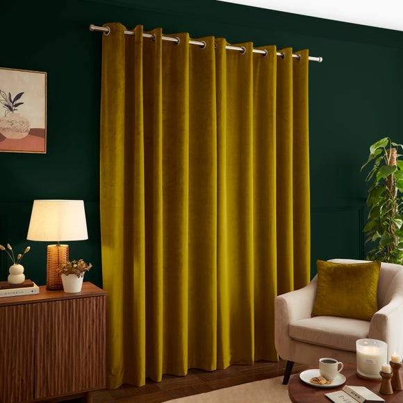 Carousel navigation image position 3 of 6