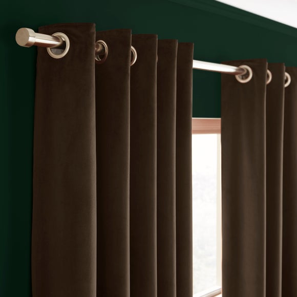 Luxe Velour Eyelet Curtains (Blackout Available)