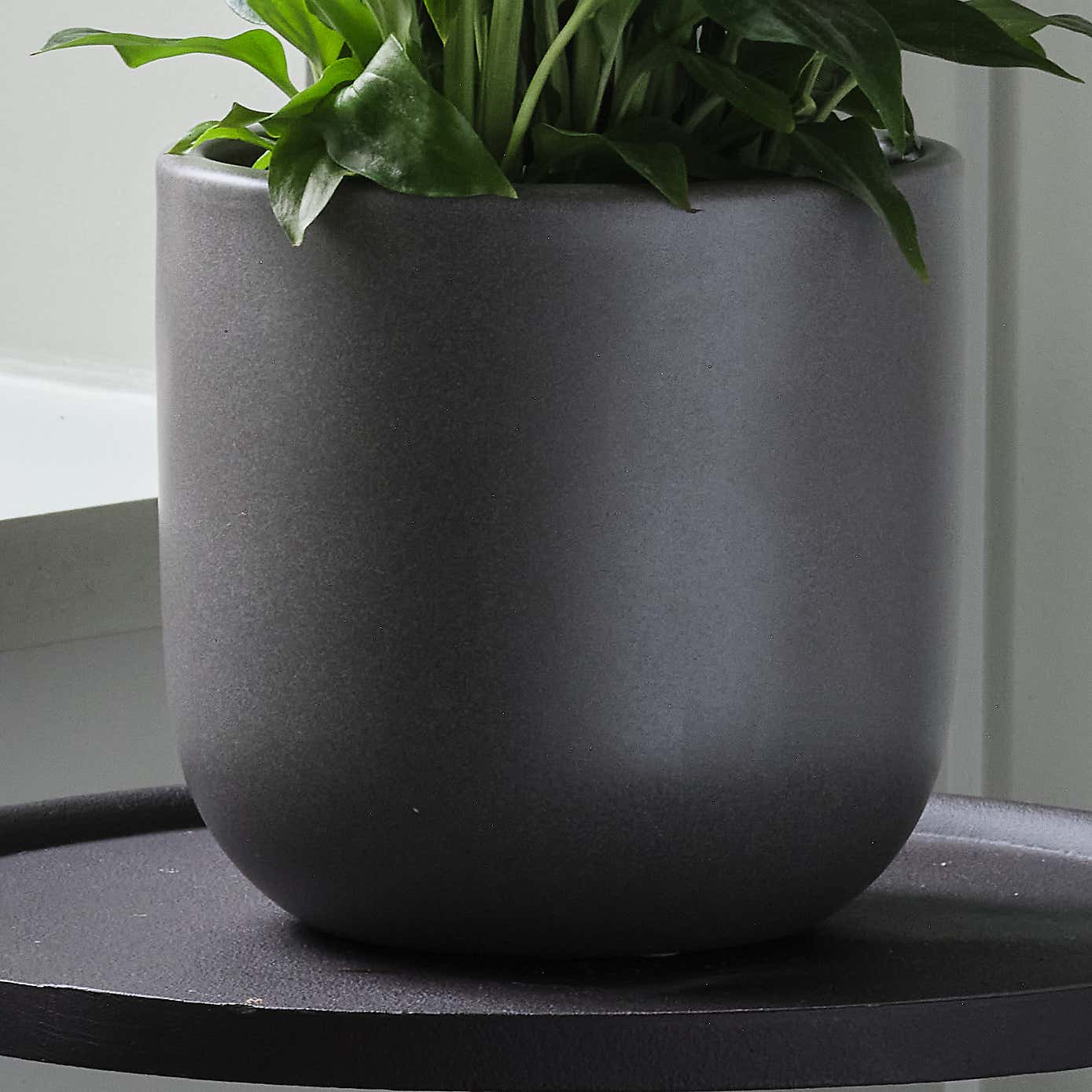 Carousel zoom image position 3 of 3