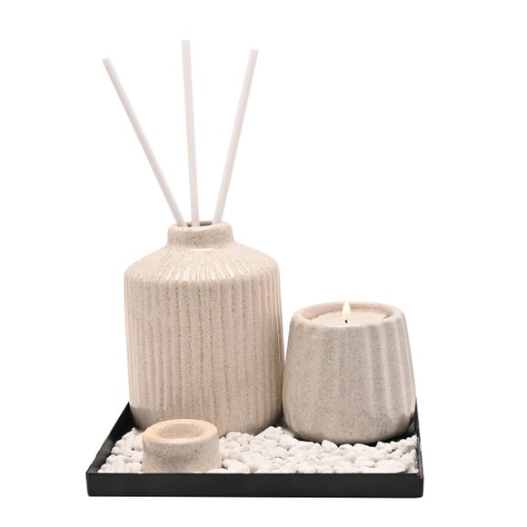 Carousel navigation image position 2 of 2