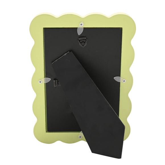 Carousel navigation image position 3 of 3