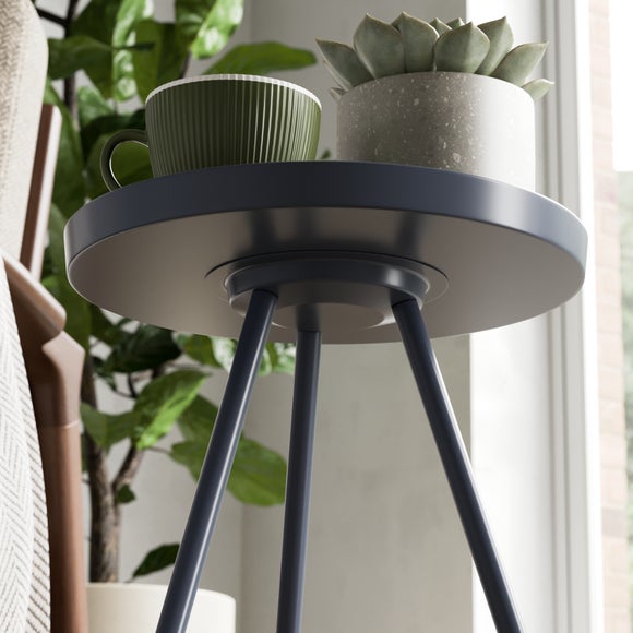 Carousel navigation image position 3 of 8