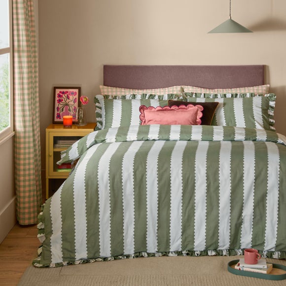 Furn. Birdie Stripe Polycotton Duvet Cover & Pillowcase Set