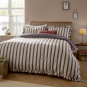 Wylder Nature Connie Polycotton Duvet Cover & Pillowcase Set