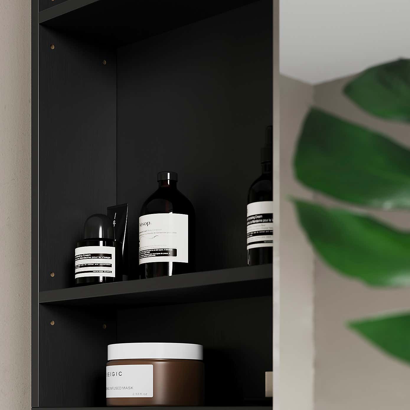 Carousel zoom image position 3 of 7