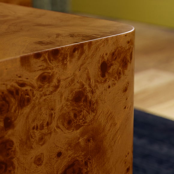 Carousel navigation image position 3 of 7