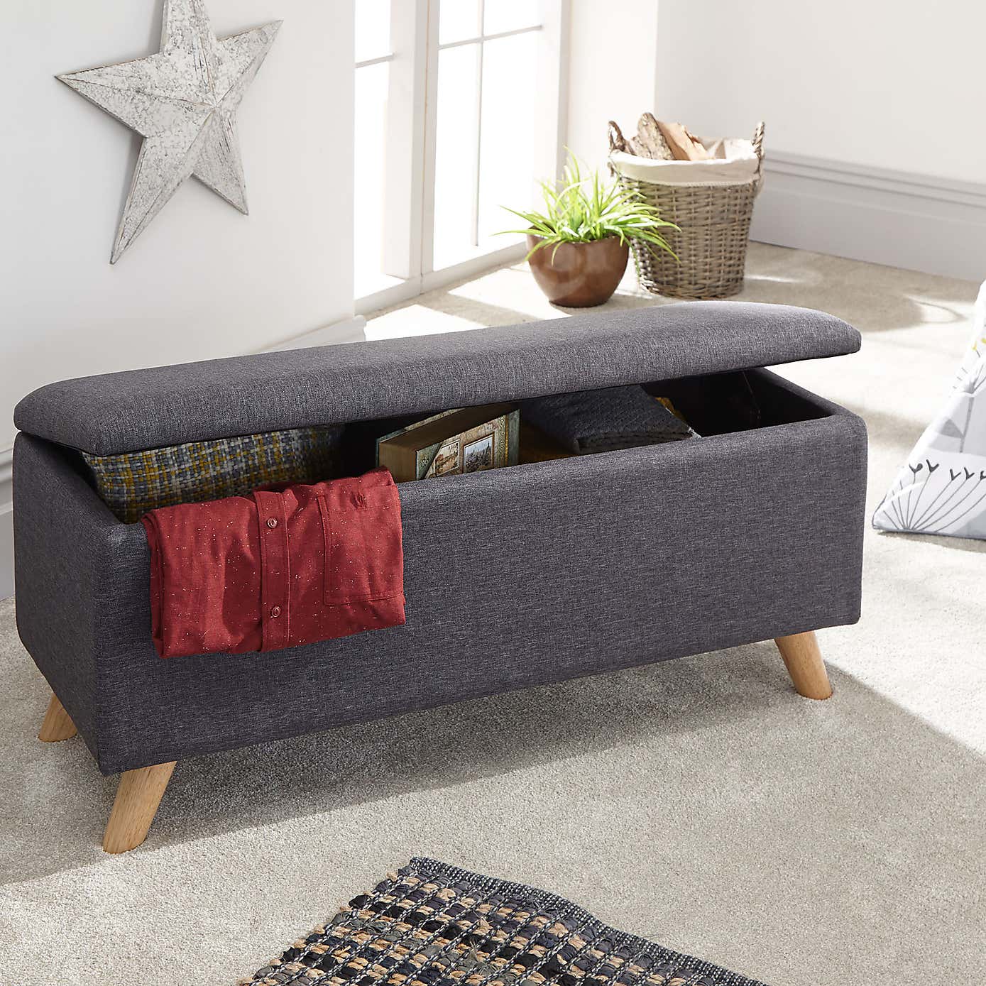 Carousel zoom image position 2 of 6