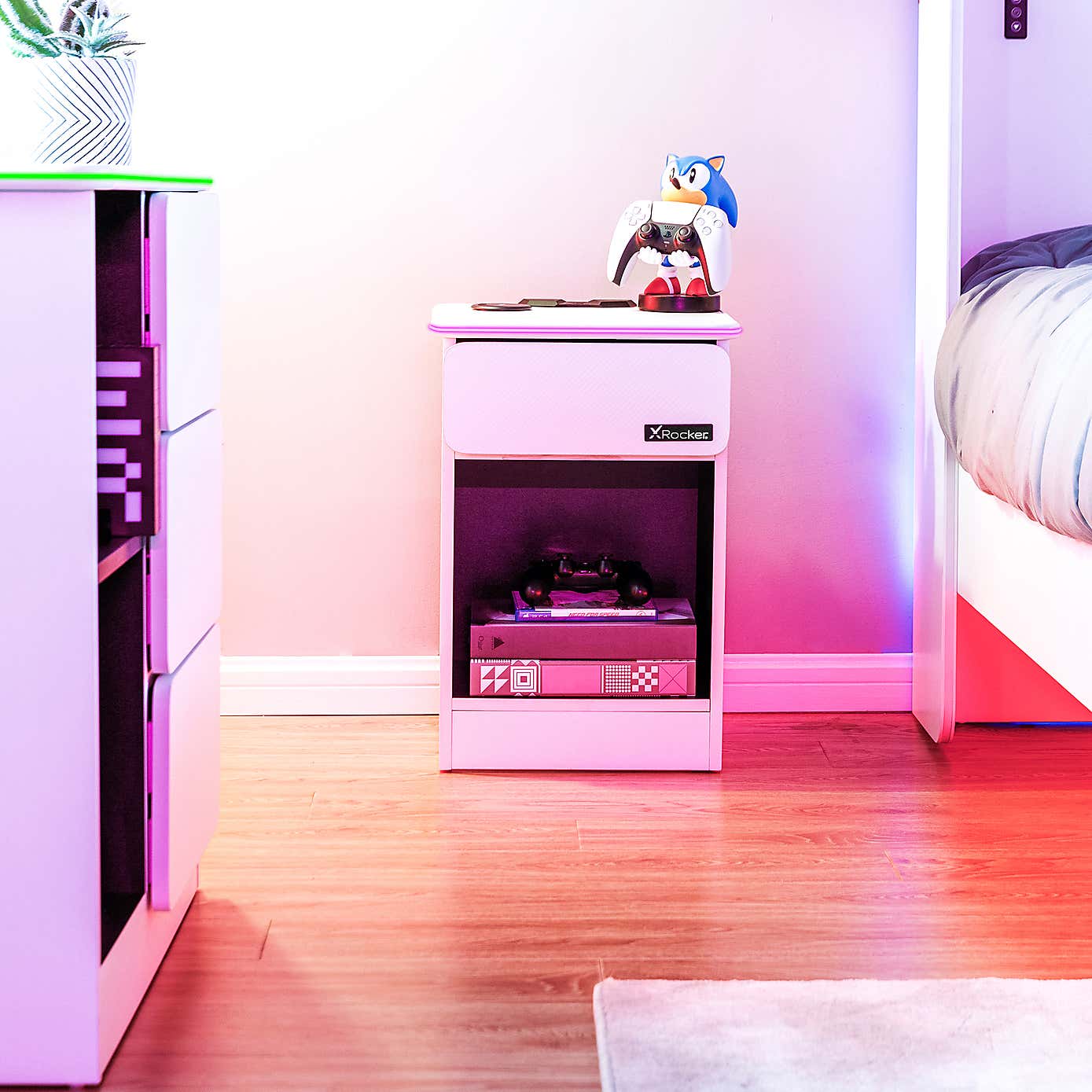 Carousel zoom image position 2 of 5