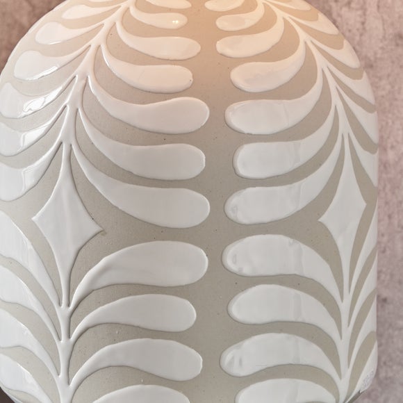 Carousel navigation image position 3 of 5