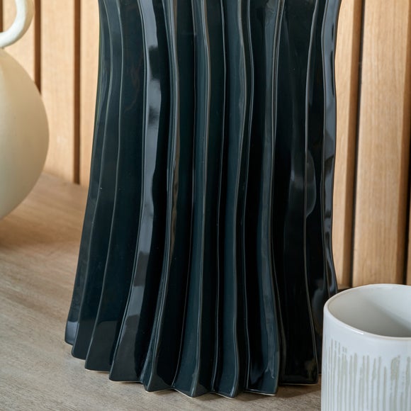 Carousel navigation image position 2 of 5