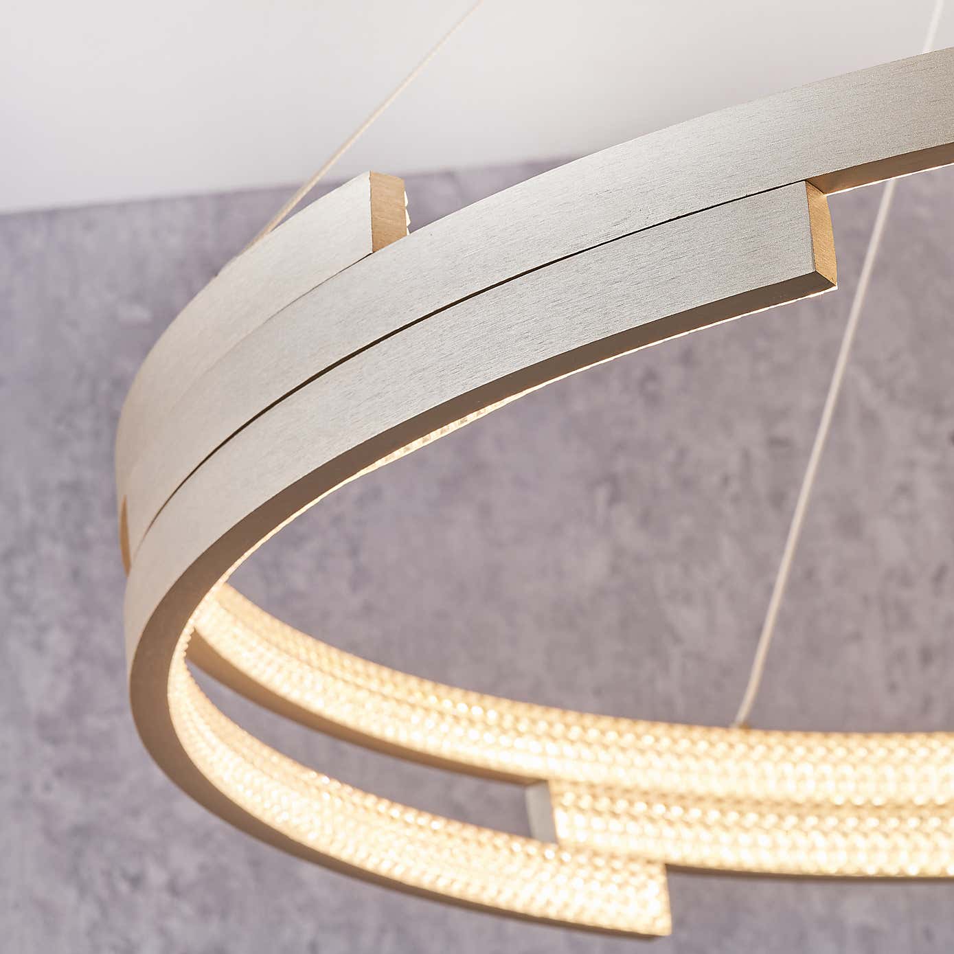 Carousel zoom image position 2 of 4