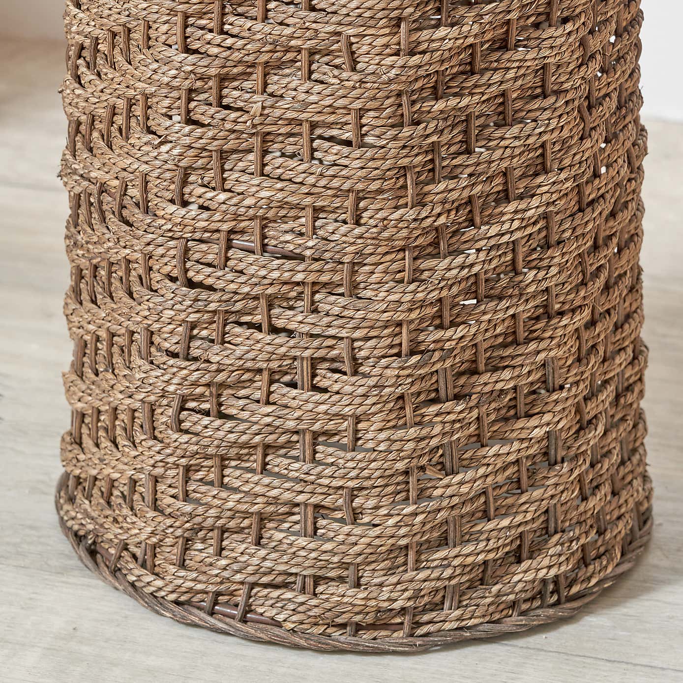 Carousel zoom image position 3 of 5