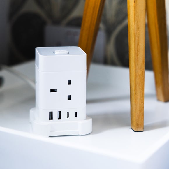4 Way Extension Socket with 4 USB Ports