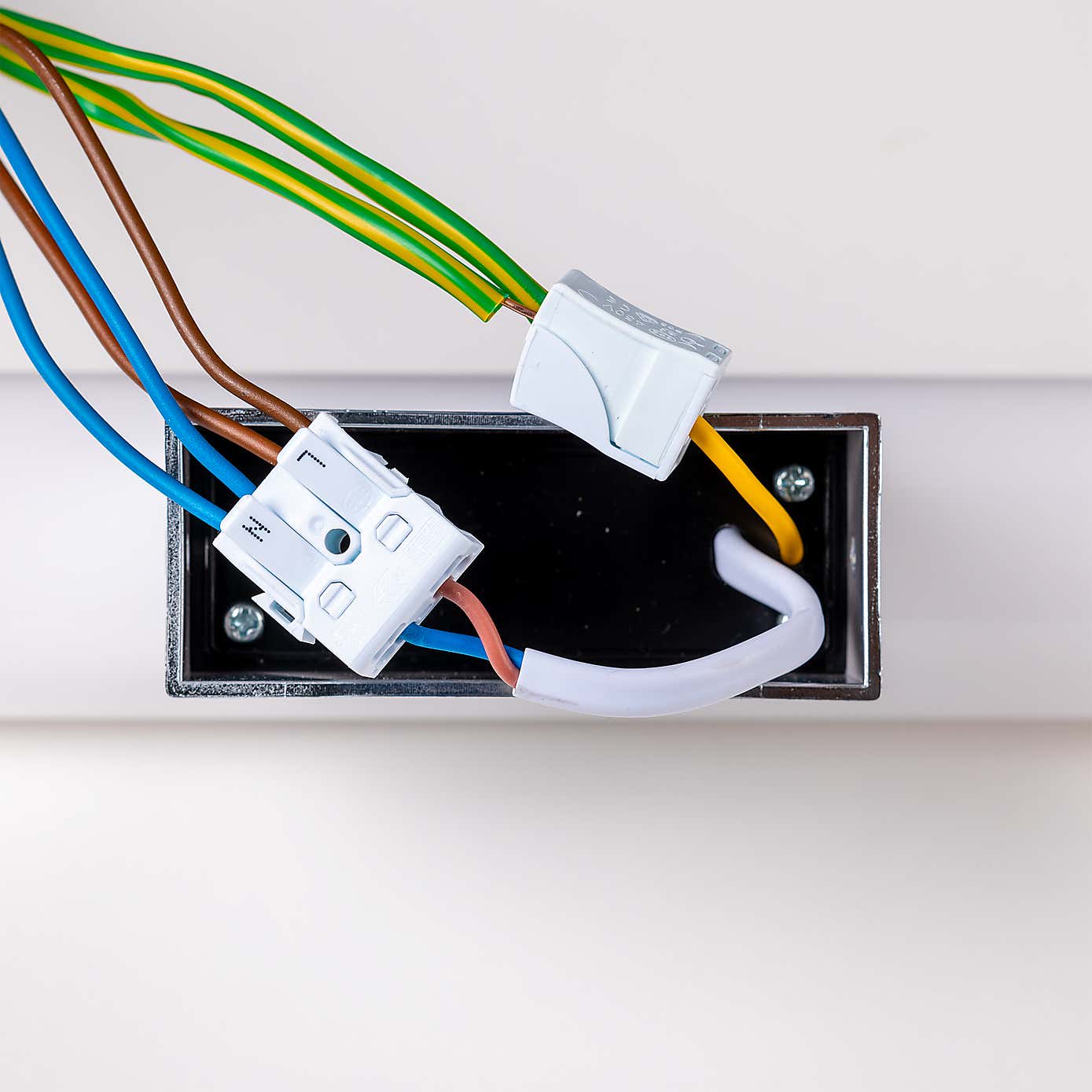 Carousel zoom image position 5 of 6