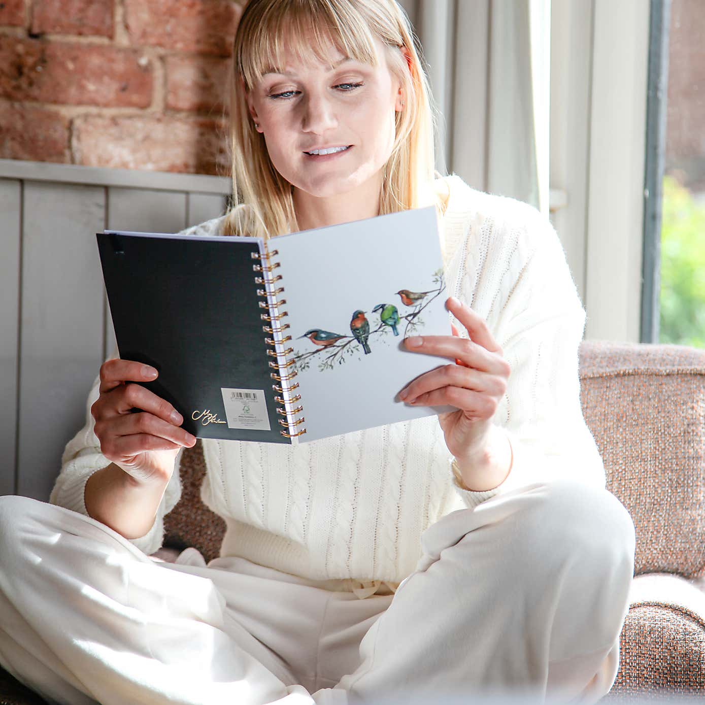 Carousel zoom image position 4 of 4