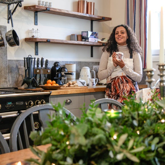 Carousel navigation image position 3 of 5