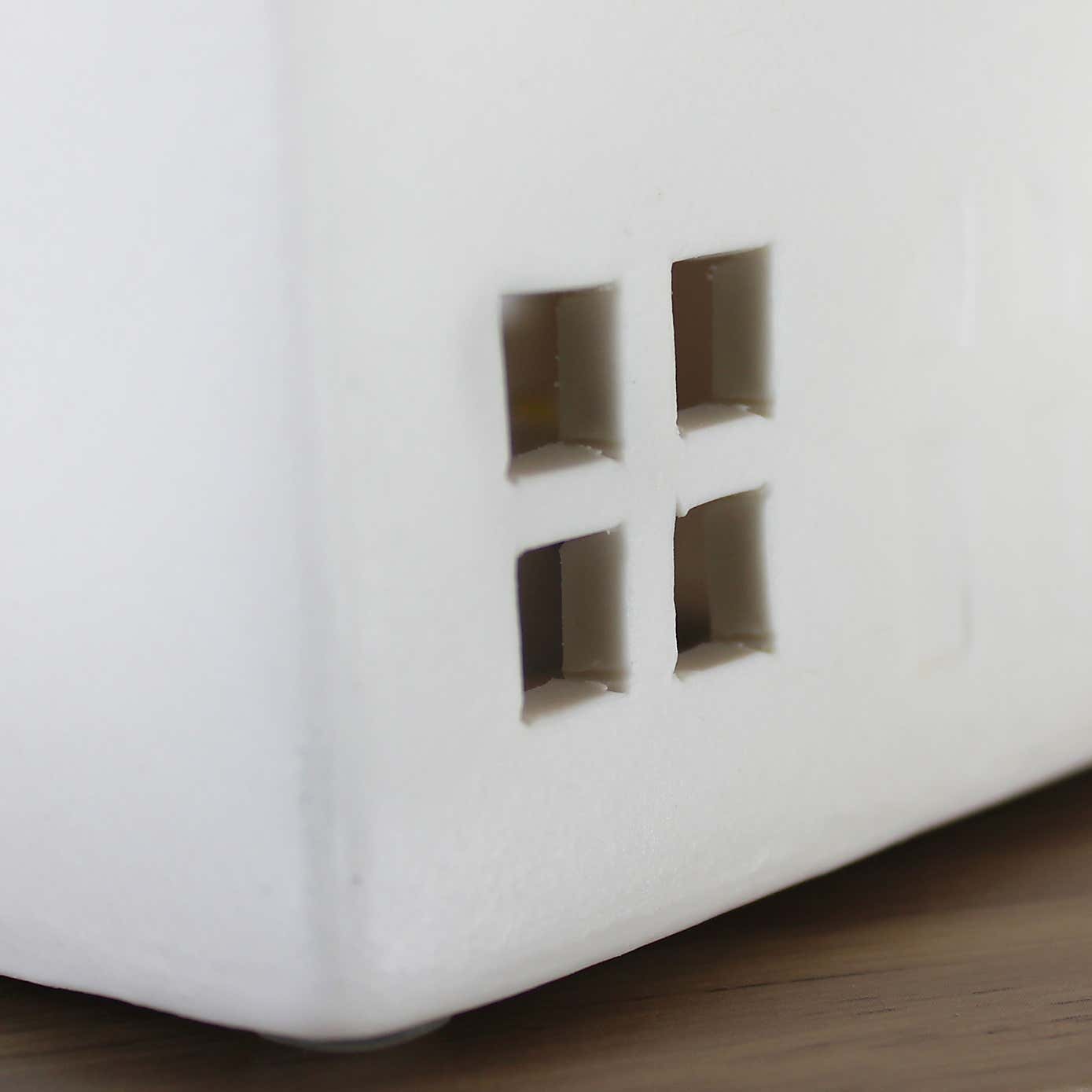 Carousel zoom image position 4 of 4