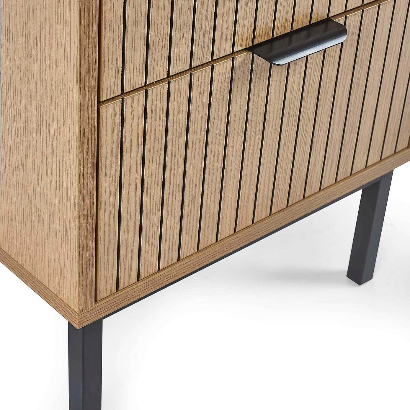 Carousel zoom image position 5 of 7