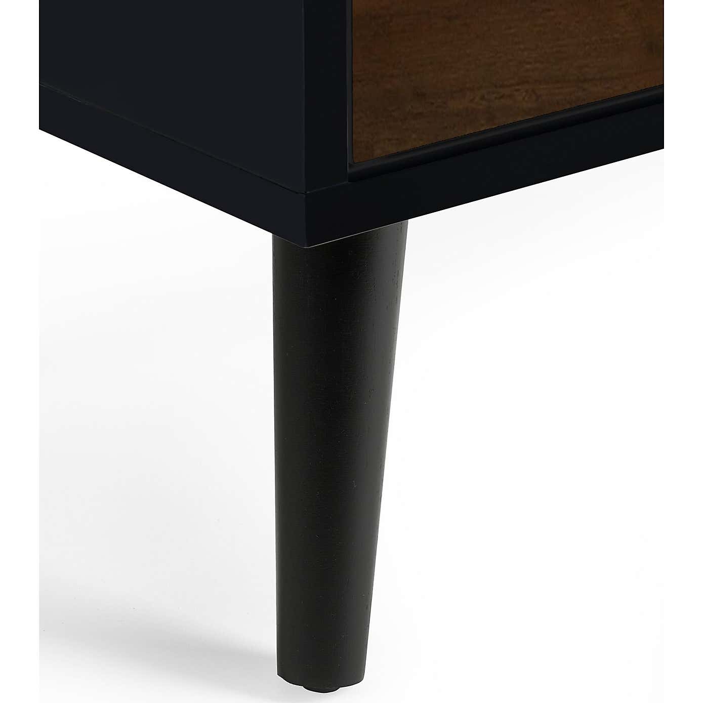 Carousel zoom image position 5 of 7