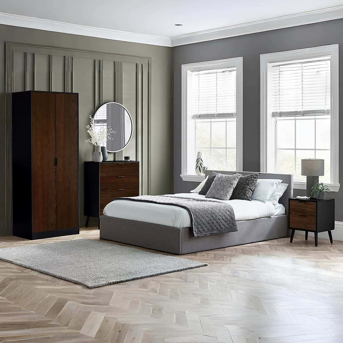 Carousel zoom image position 6 of 7