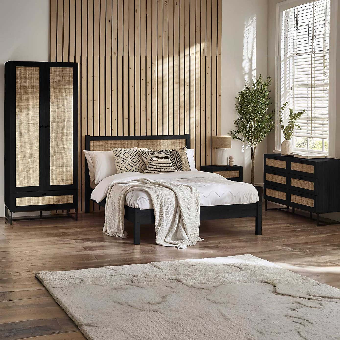 Carousel zoom image position 7 of 9