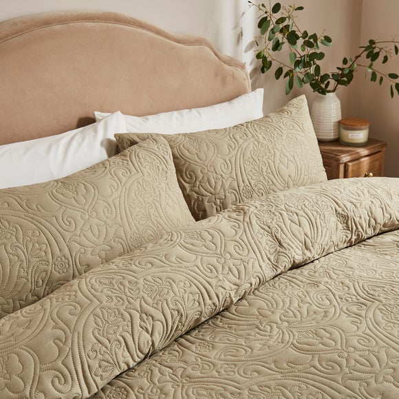 Carousel navigation image position 4 of 5