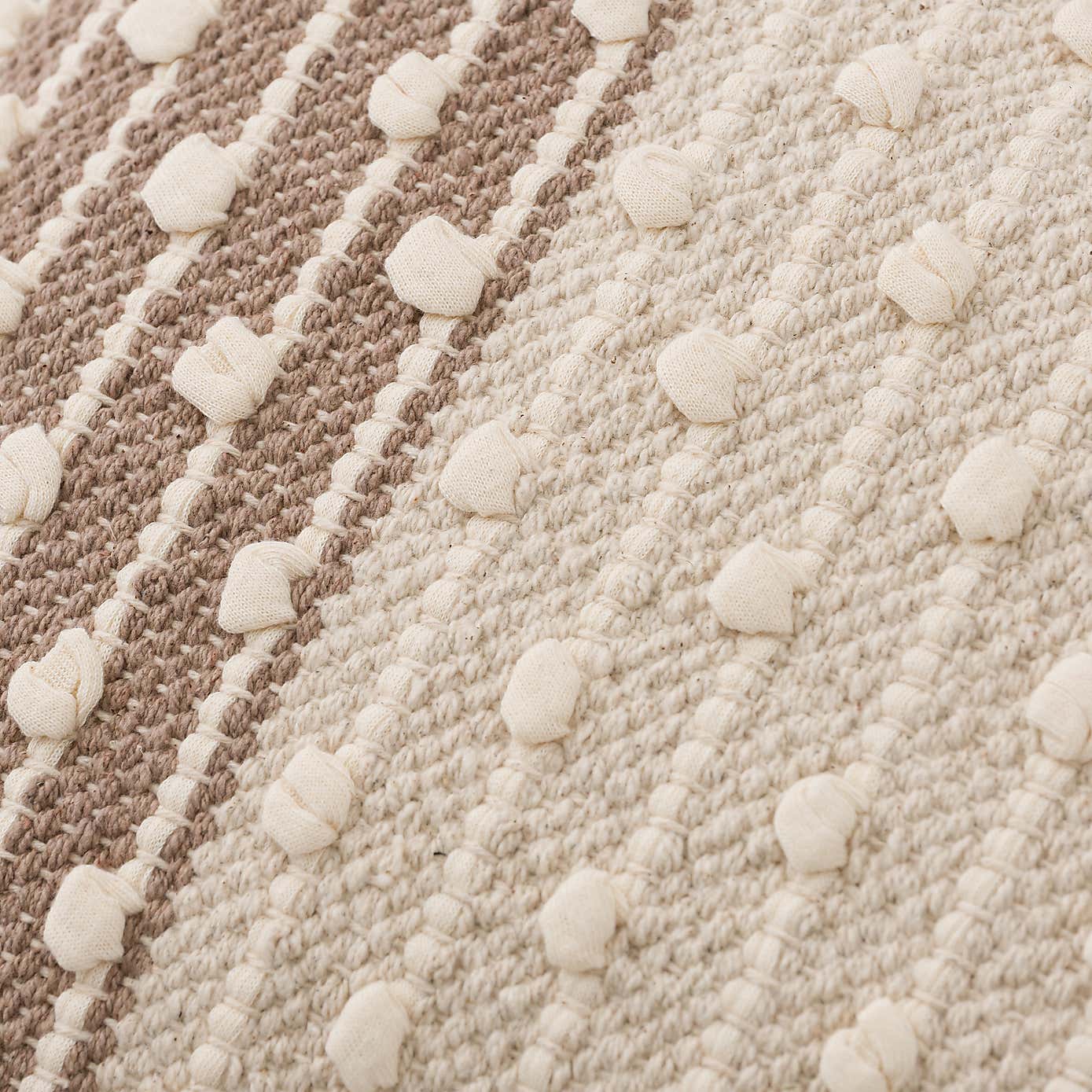 Carousel zoom image position 2 of 5