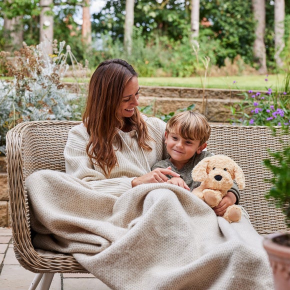 Carousel navigation image position 3 of 4