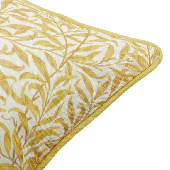 Carousel navigation image position 4 of 5