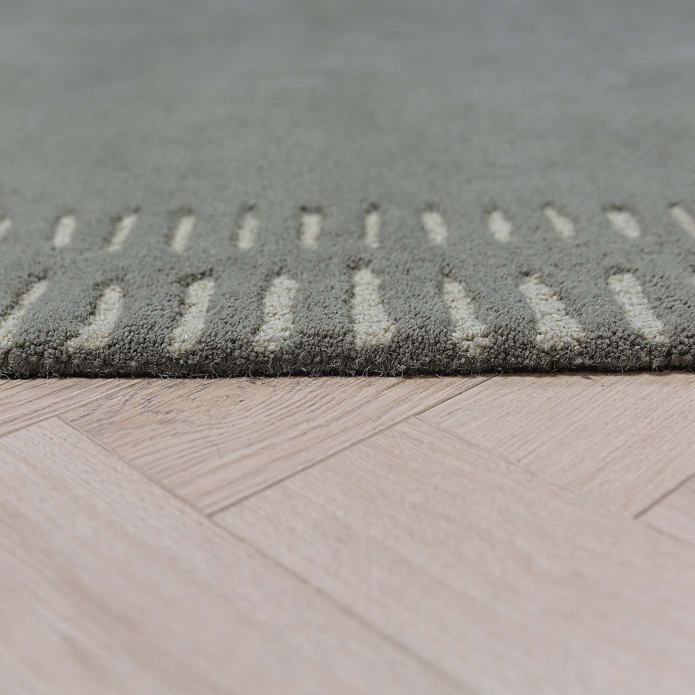 Carousel zoom image position 4 of 6