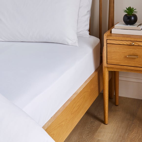 True Grip® 200 Thread Count Fitted Sheet