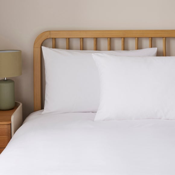 Soft and Easycare Standard Pillowcase Pair