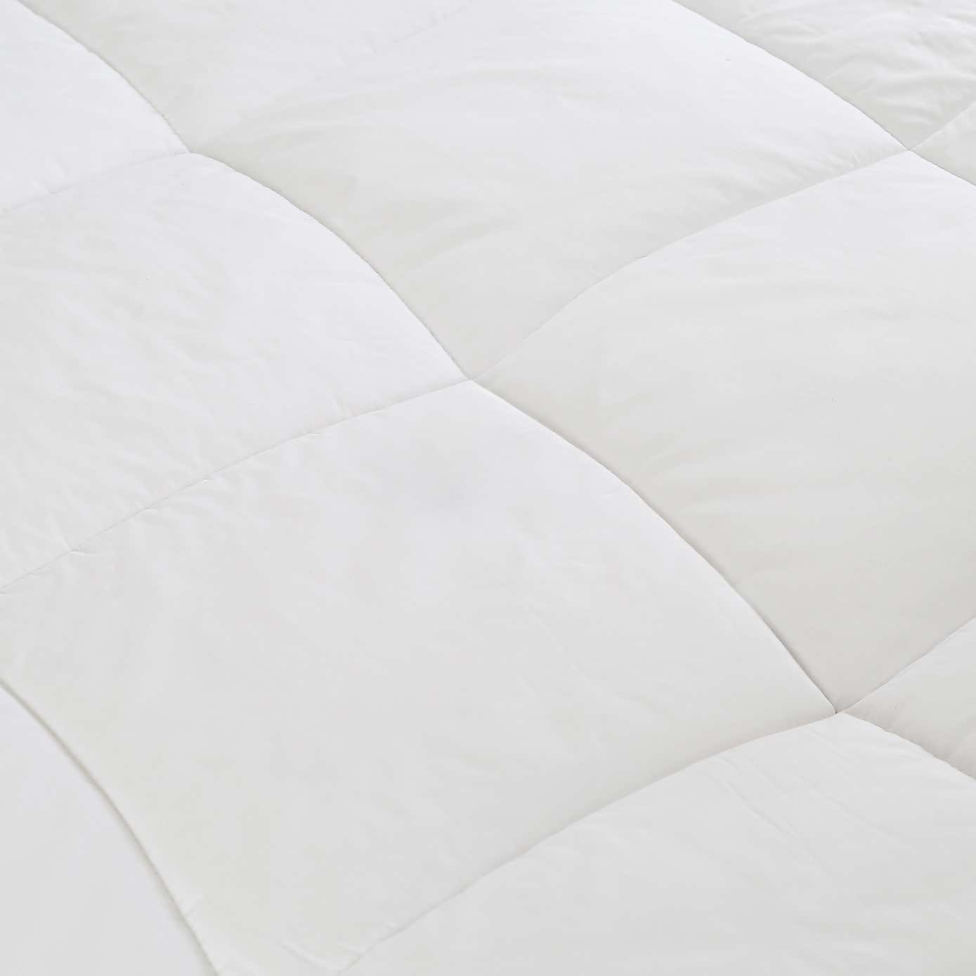 Carousel zoom image position 4 of 5