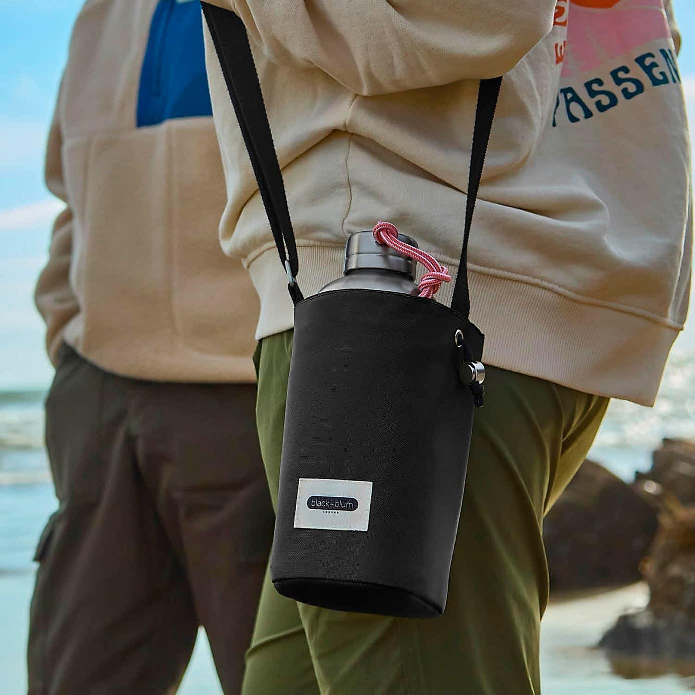 Carousel zoom image position 4 of 5