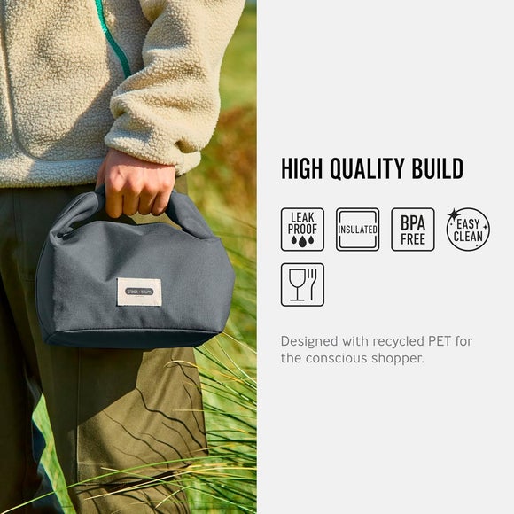 Carousel navigation image position 3 of 5