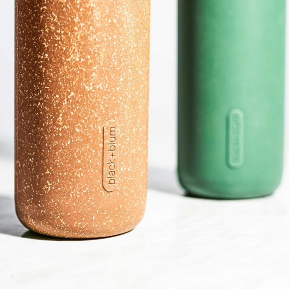 Carousel navigation image position 3 of 5