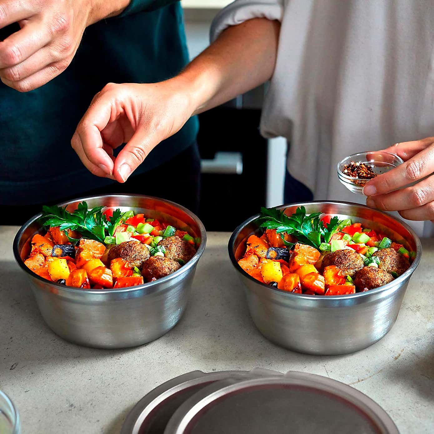 Carousel zoom image position 4 of 6