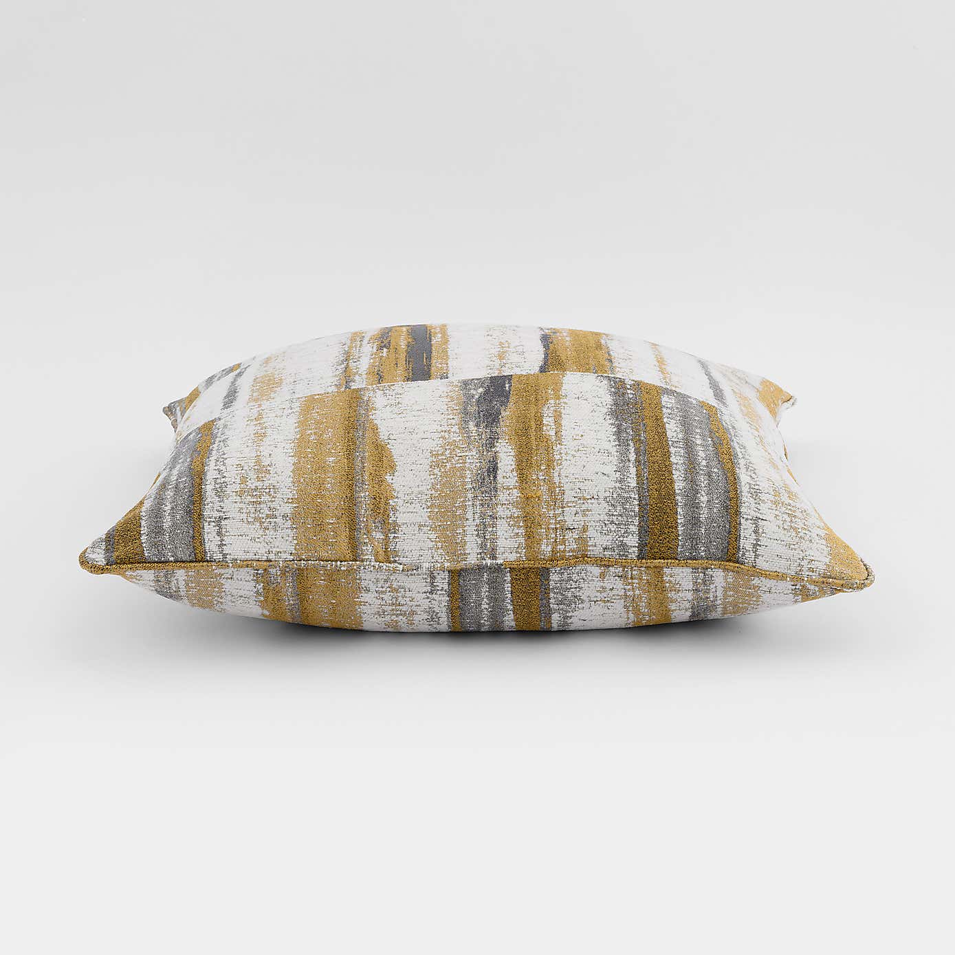 Carousel zoom image position 4 of 5