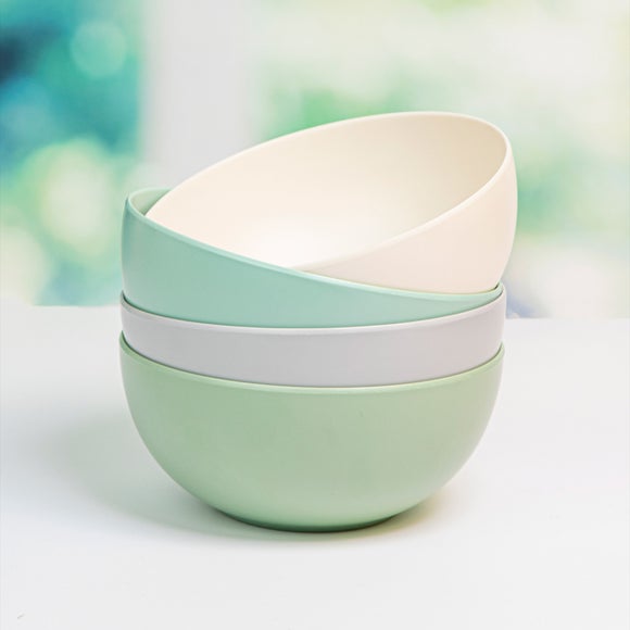 Colourworks Classics Set of Four Melamine Bowls