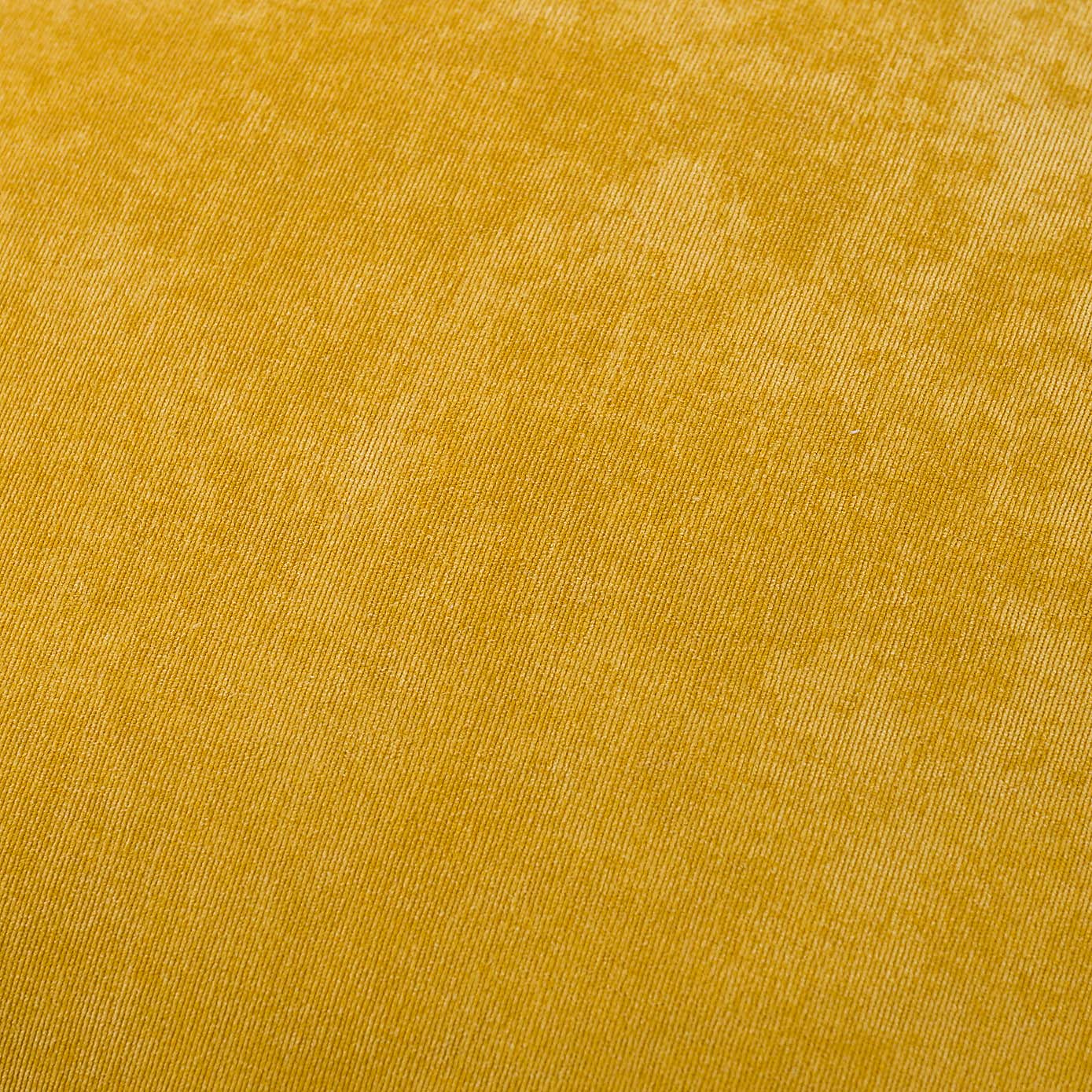 Carousel zoom image position 2 of 4