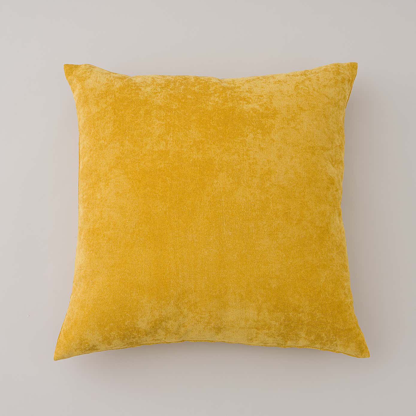 Carousel zoom image position 3 of 4