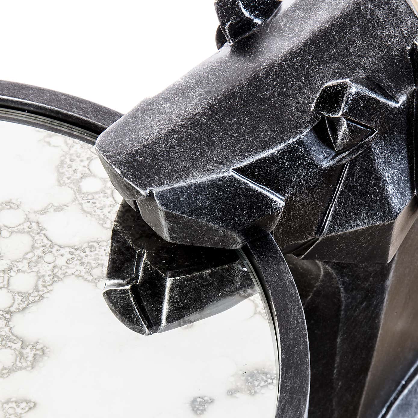 Carousel zoom image position 3 of 9