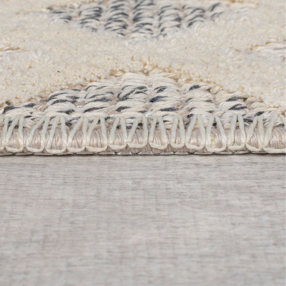 Photo 4 of Everett Washable Global Rug Photo 4 of Everett Washable Global Rug